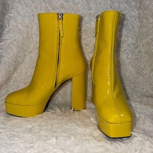 Giuseppe Zanotti Yellow Square Toe 140 mm High Heel Platform Booties size 8.5